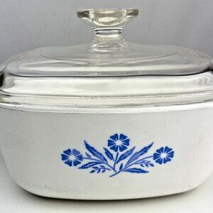 Corning Ware Blue Cornflower 1 1/2 Qt Casserole Dish Lid 60-61 Backstamp VTG